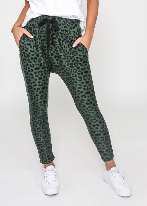 Lounge Slouchies -Green/Black