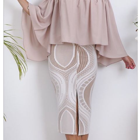 FEELING SHEIKE SKIRT